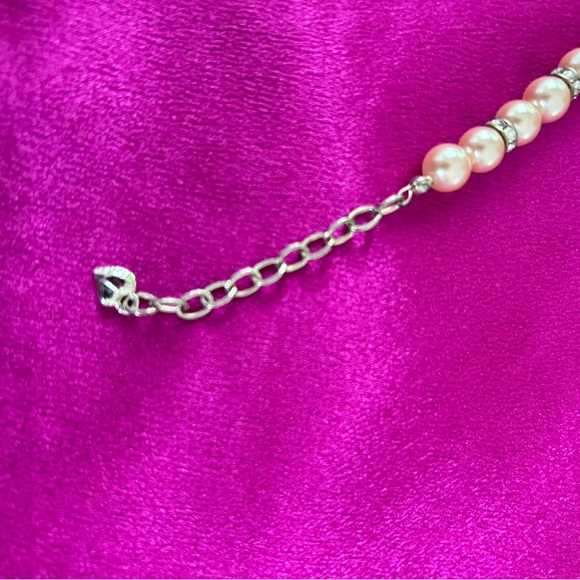 Vintage Givenchy Pink Pearl Costume Jewelery Set - Picture 3 of 4